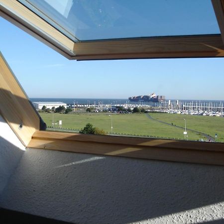 Am Seedeich 7_ Wohnung 16 Cuxhaven Eksteriør billede